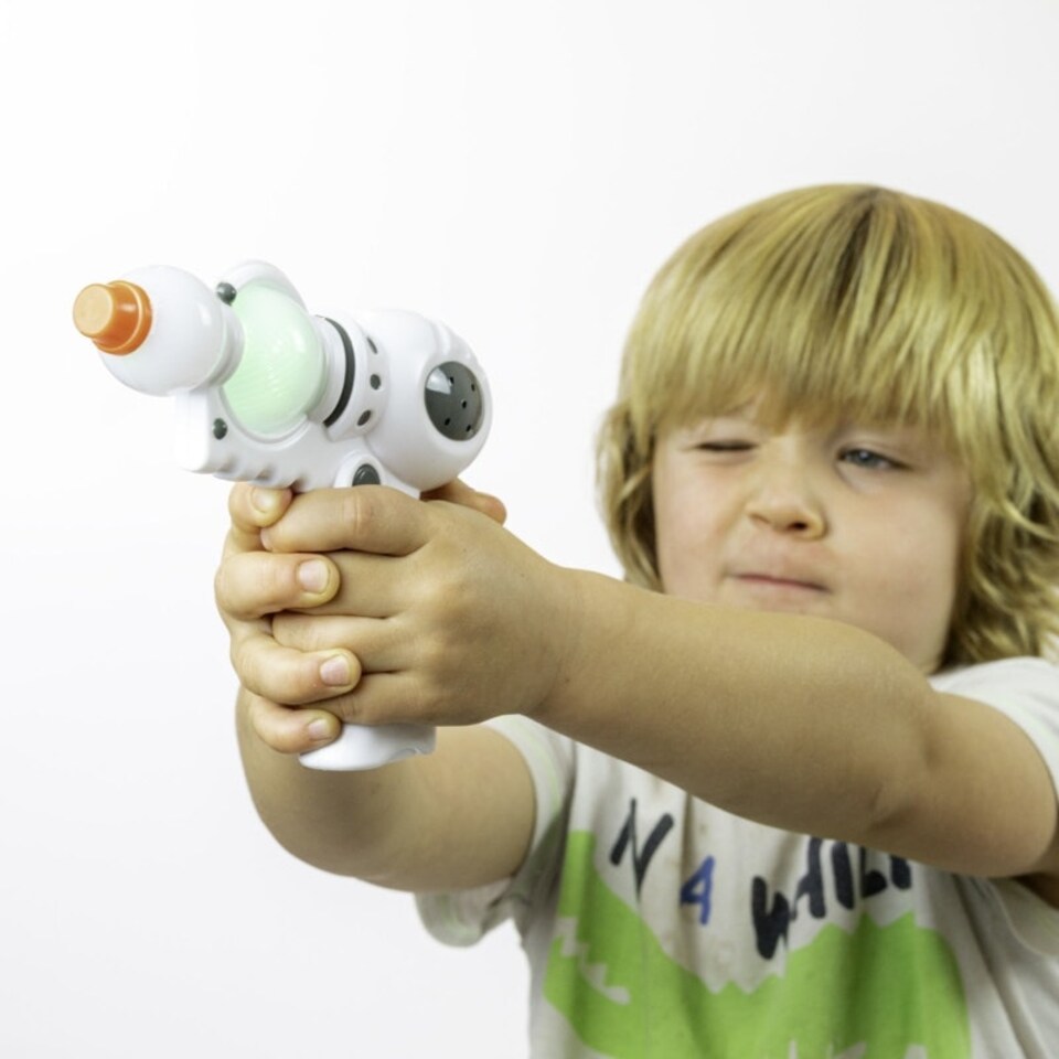 image 1 of Alien Zapper Ray Gn