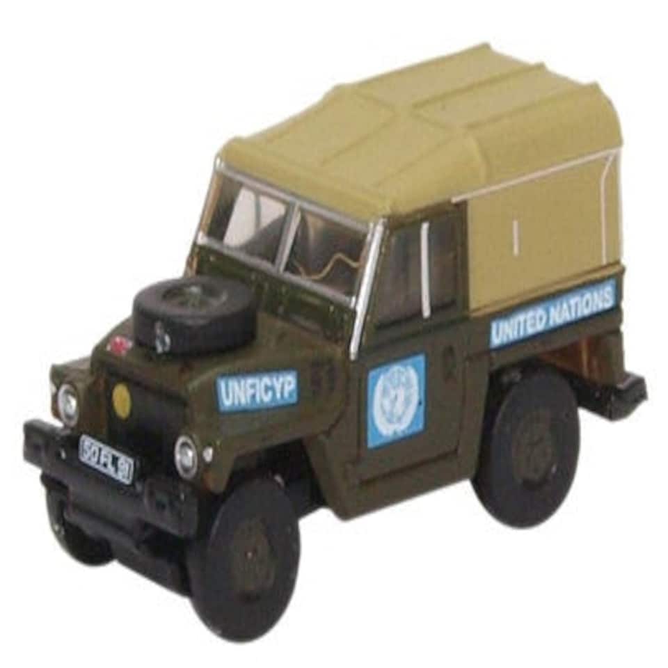 Oxford Diecast Land Rover Lightweight United Nations