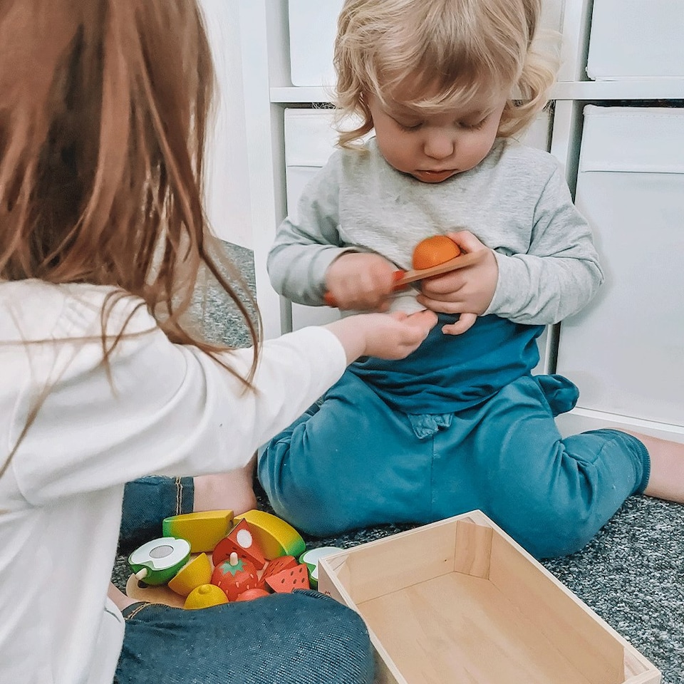 image 1 of Cutting Fruit Crate