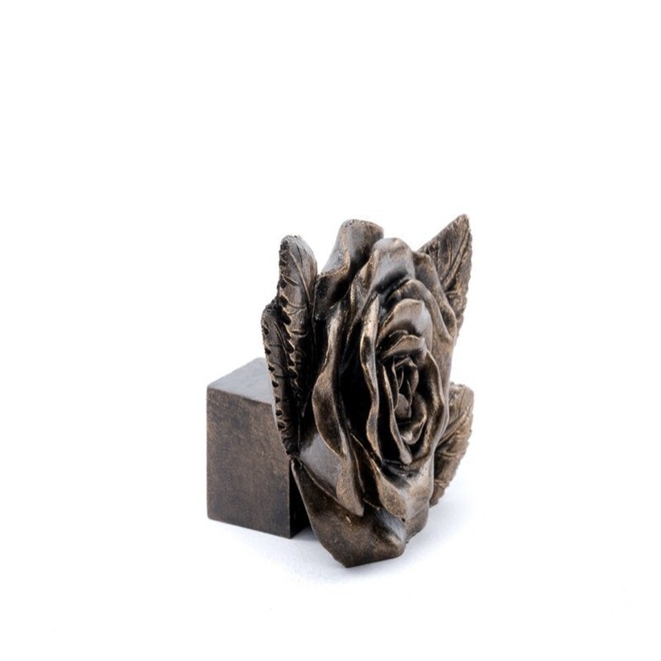 image 1 of Rose Plant Pot Feet - Set of 3 - L6 x W7.5 x H9 cm Grey