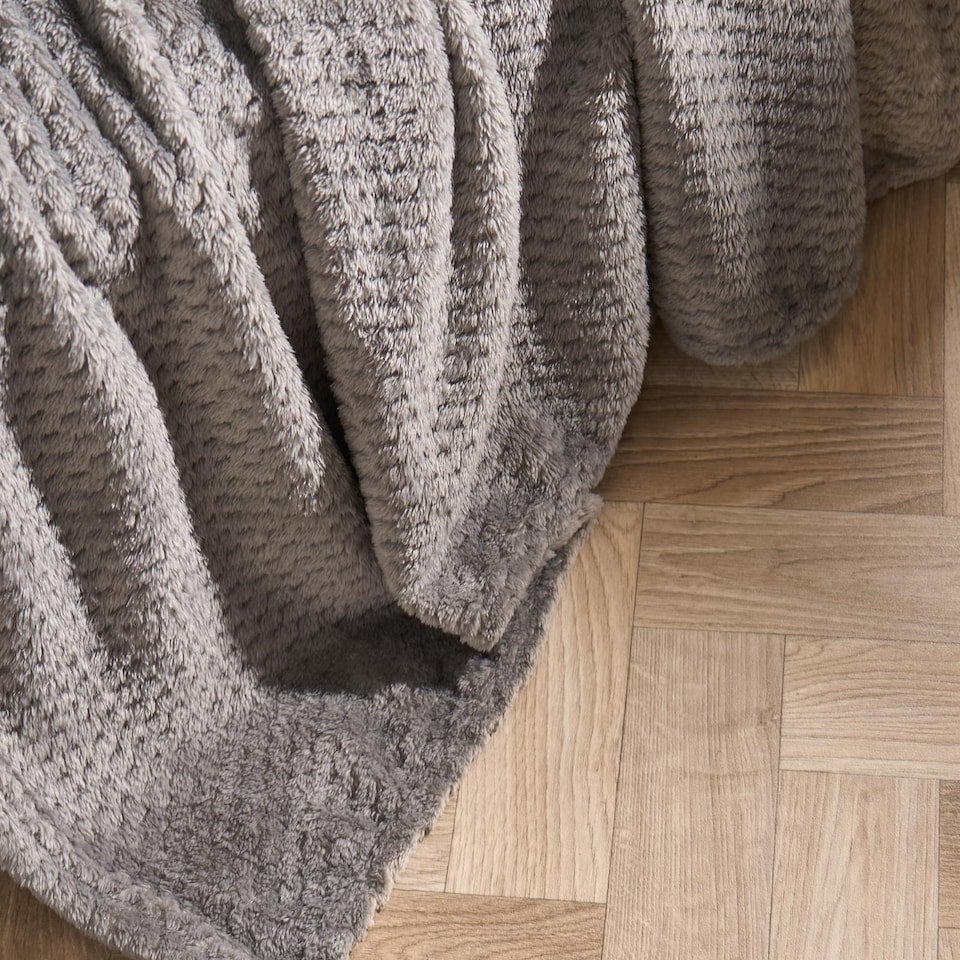 image 1 of OHS Luxury Large Waffle Honeycomb Mink Warm Throw - 125 x 150cm | Grey | Mid Grey