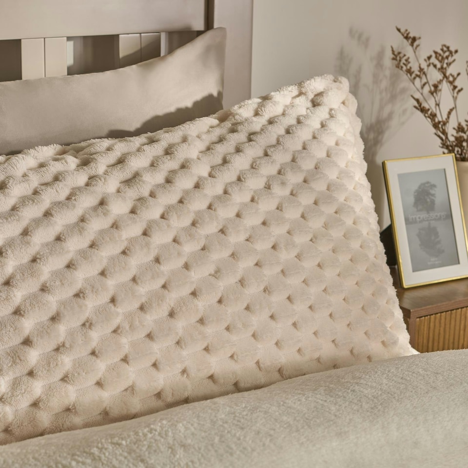image 1 of OHS Luxury Waffle Textured Fleece Duvet Cover and Pillowcase Bedding Set Cream | Double