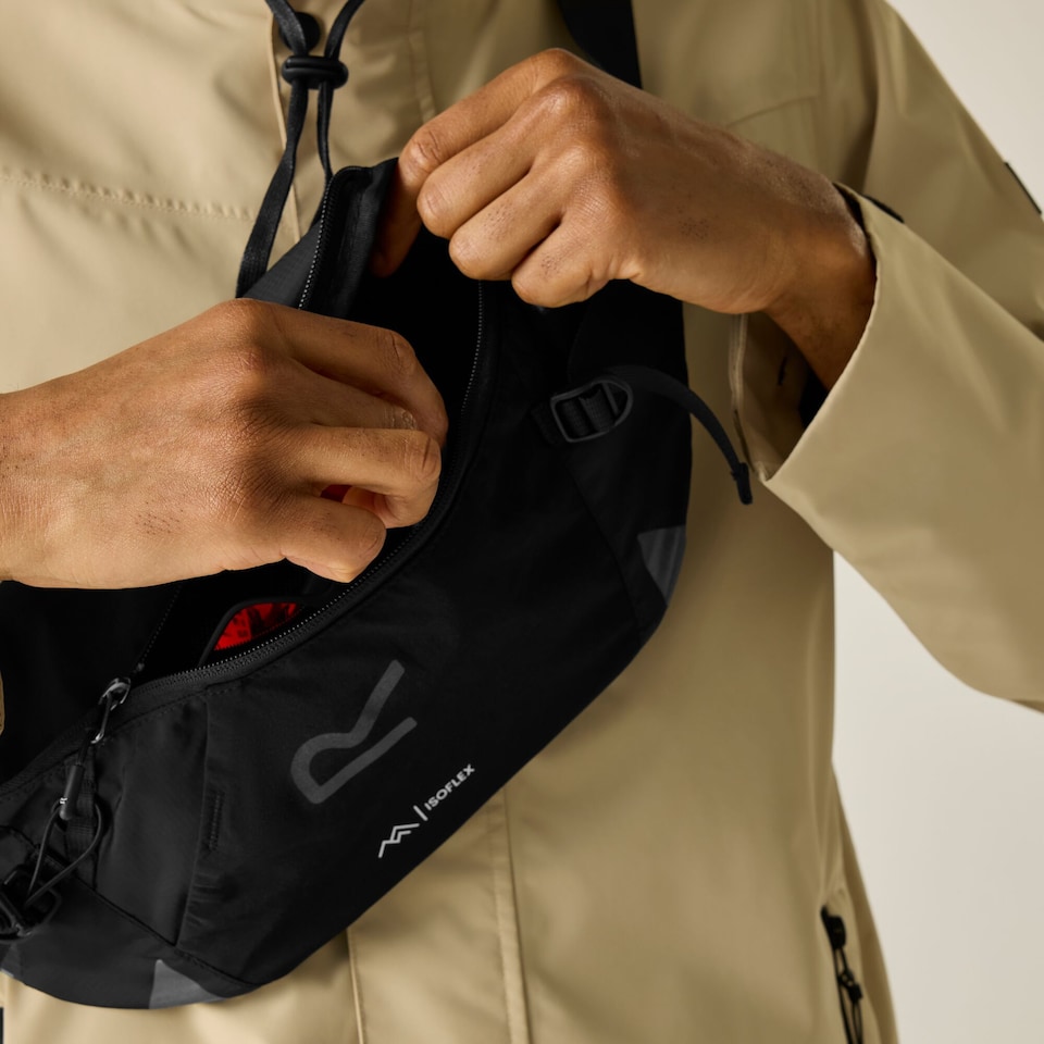 image 1 of Regatta Blackfell 4 5L Hip Pack