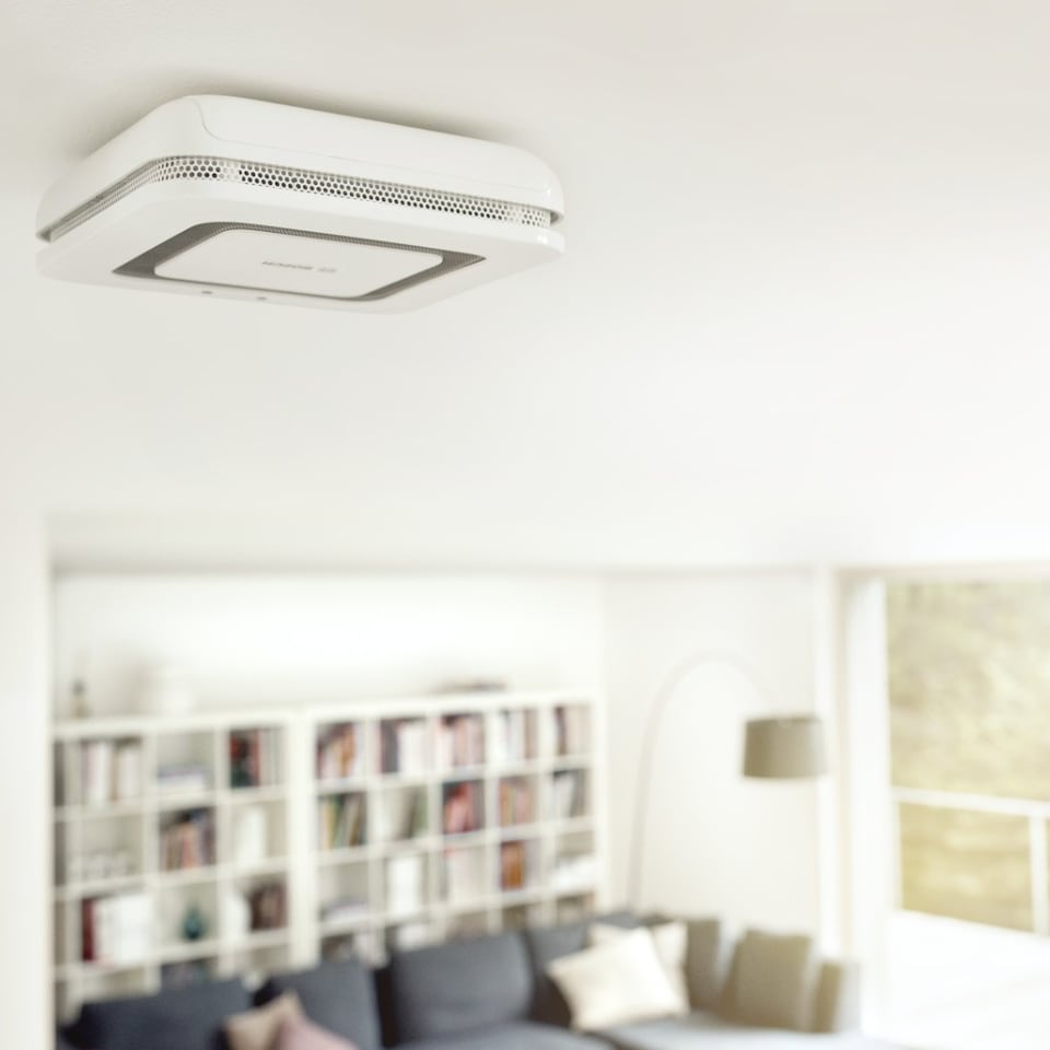 image 1 of Bosch Smart Home Twinguard Smoke Detector