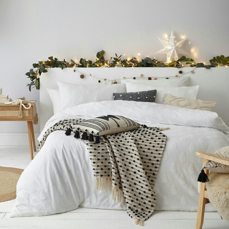 image 1 of Yard Tufted Tree Festive Double Duvet Cover Set
