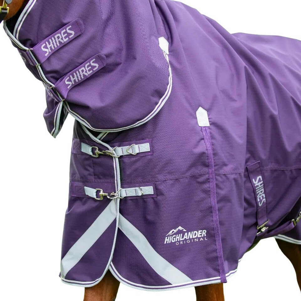 image 1 of Shires Highlander Original 100 Combo Neck Horse Turnout Rug - Plum - 6´ 3"