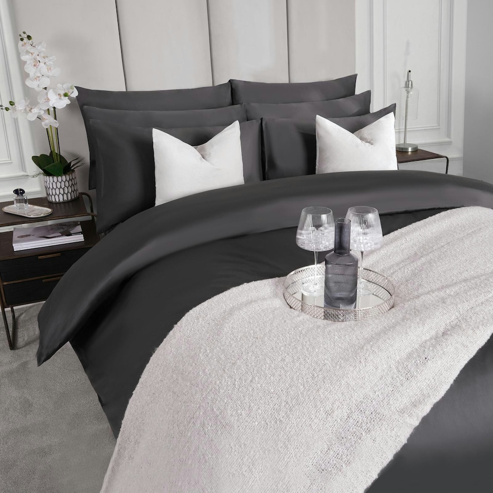 image 1 of OHS 100% Cotton 400TC Luxury Duvet Cover and Pillowcase Set, Single - Charcoal