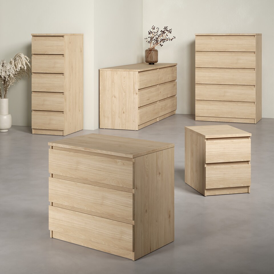 image 1 of Naia Chest of 5 Drawers in Jackson Hickory Oak