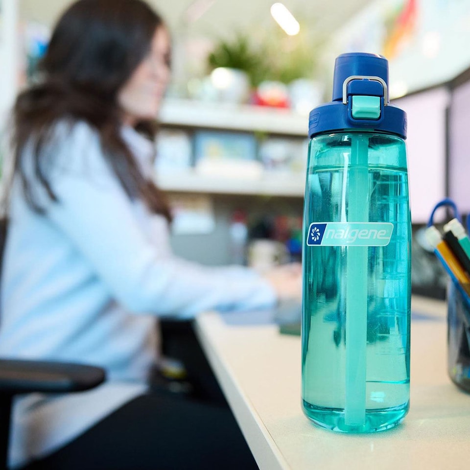 image 1 of Nalgene Fresh Flow 700ml Straw Water Bottle - Blue Aqua - Dark Blue Cap