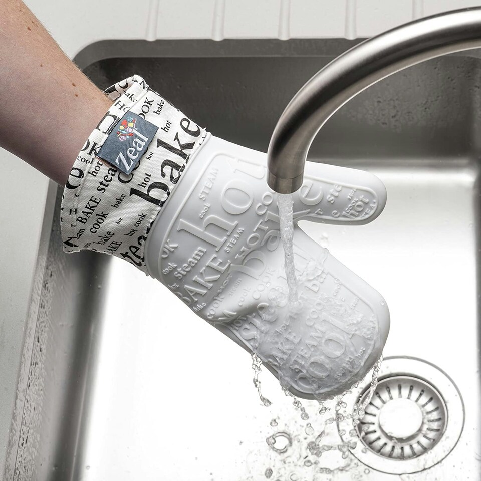 image 1 of Steam Stop™ Waterproof Silicone Single Oven Glove White