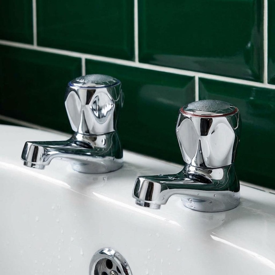Pair Of Traditional Contract Bath Taps Chrome WRAS Approved - Tesco ...