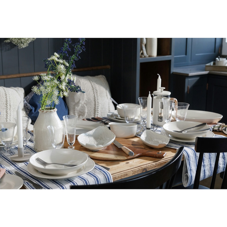 image 1 of Mikasa Serving Dish Cream Stoneware Artichoke 23cm | White