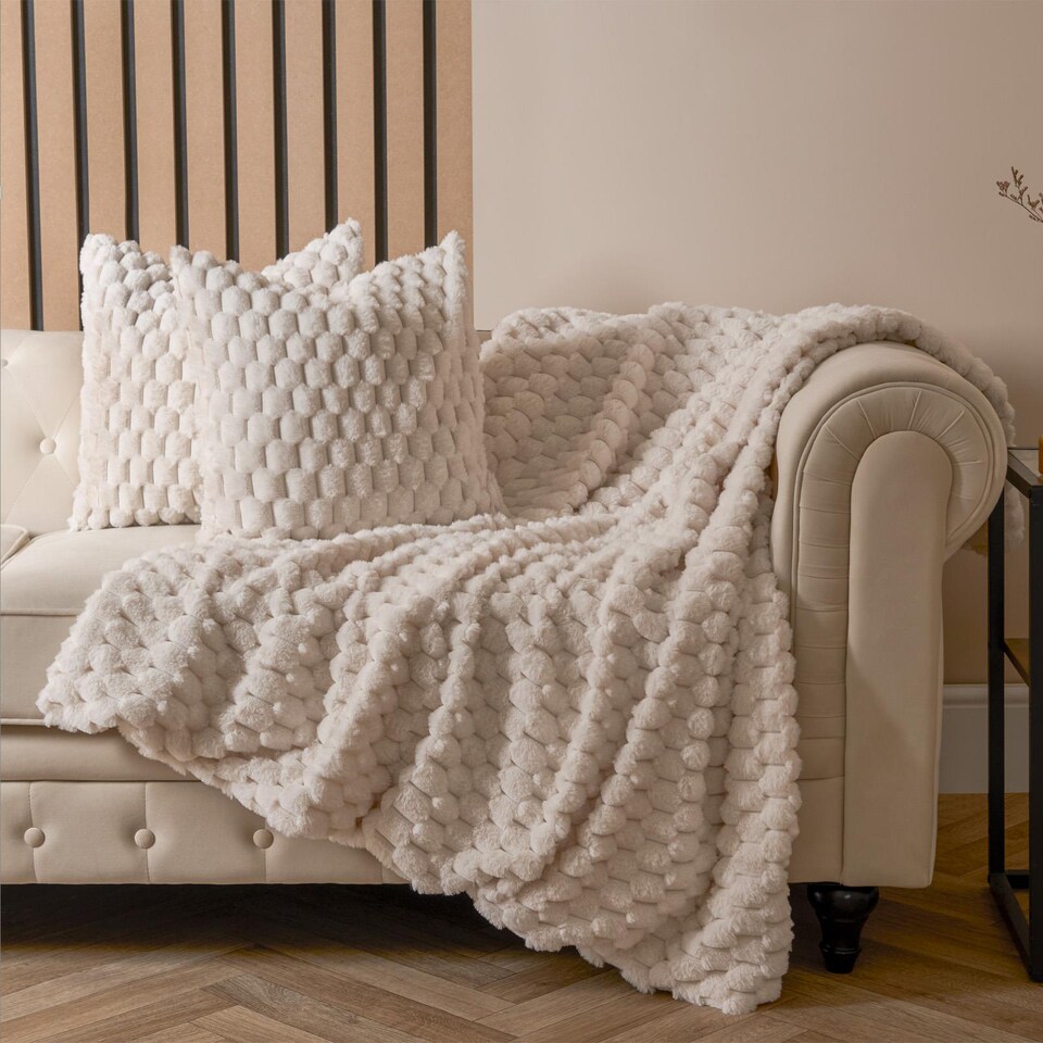 image 1 of OHS Soft Waffle Fleece Faux Fur Thick Blanket Throw