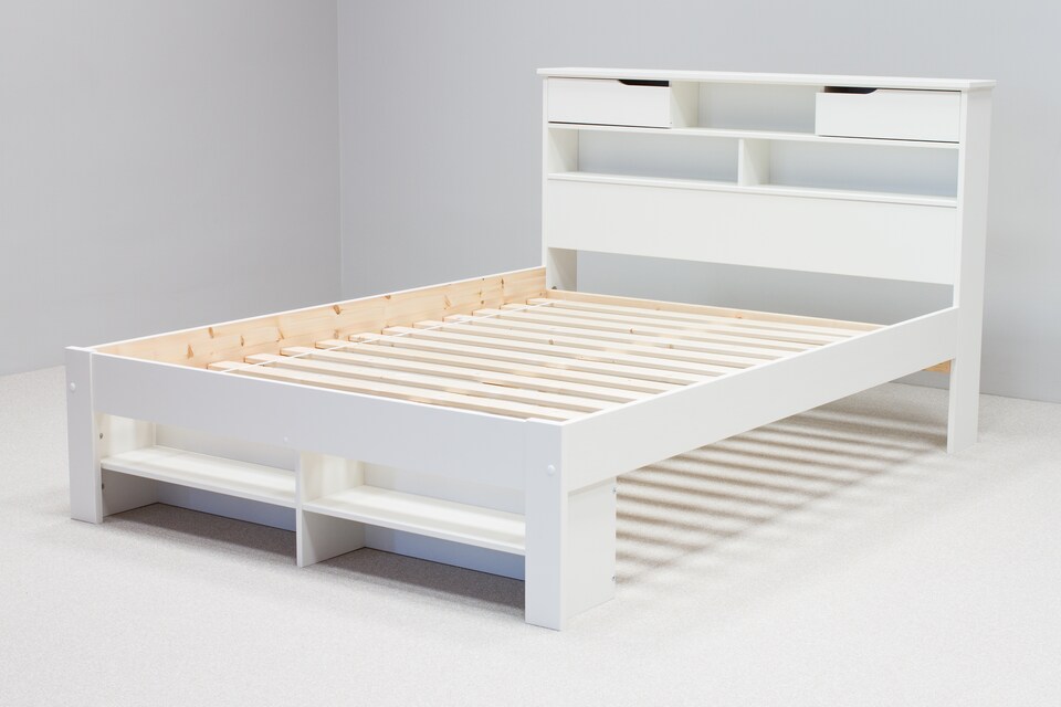image 1 of 5ft King Size Pure white,wood,wooden low foot end, bed frame.Shaker style with shelves.