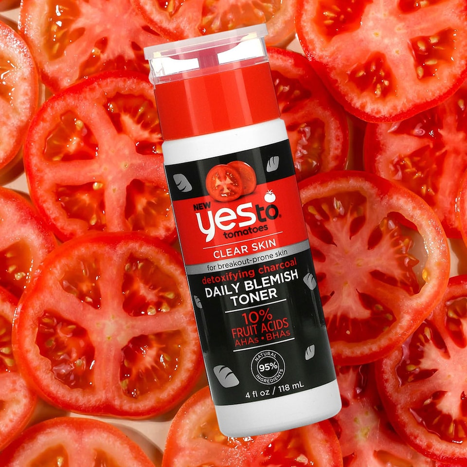 image 1 of Yes To Tomatoes Detoxifying Charcoal Daily Blemish Toner 118 ml