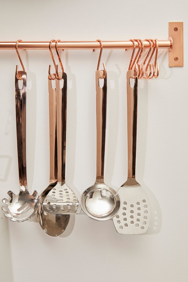 image 1 of Sorello Rose Gold Hanging Rail