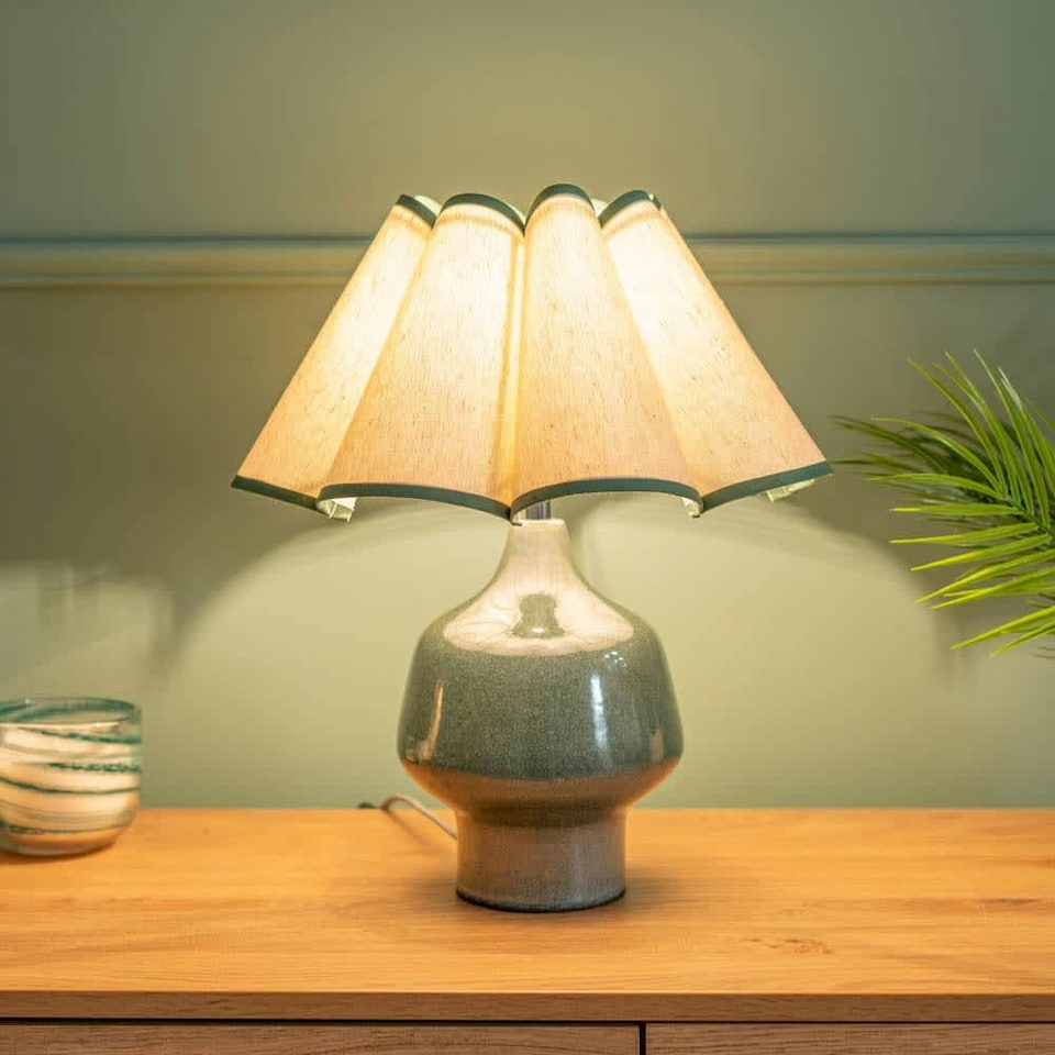 image 1 of ValueLights Jamie Green Ceramic Table Lamp with Green Scallop Tapered Shade | Green