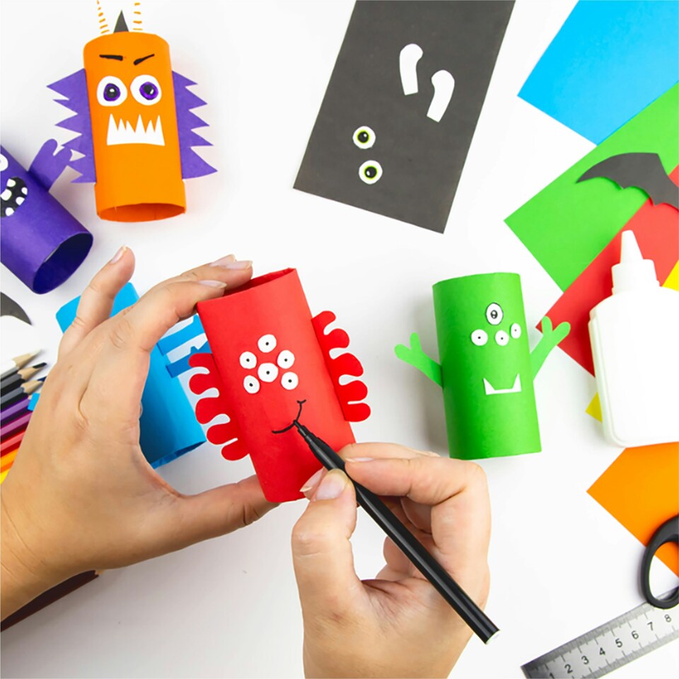 image 1 of Pack of 50 A5 Coloured Card 160gsm Sheets | Green | Light Green | A5 | 1