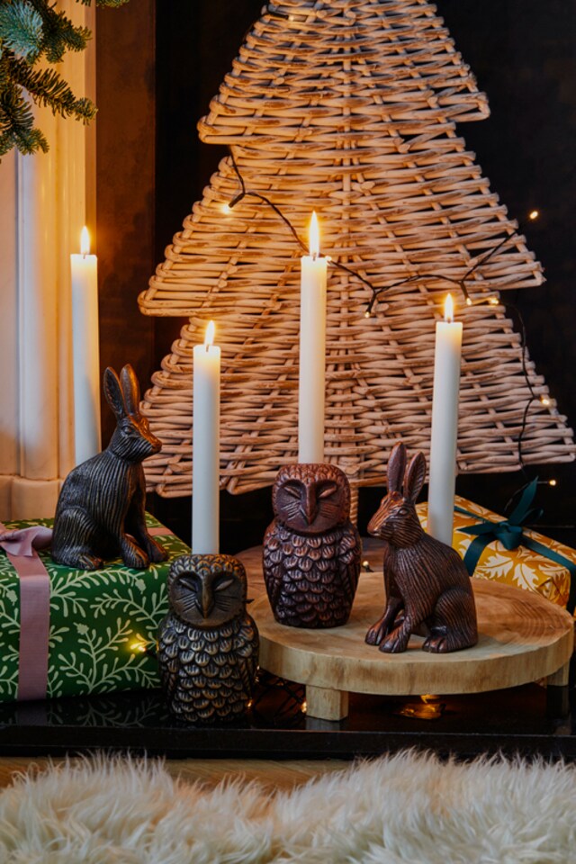 image 1 of Cast Aluminium Hare Candle Holder - Aluminium - L9.5 x W10 x H18 cm - Antique Brass | Brown | 1