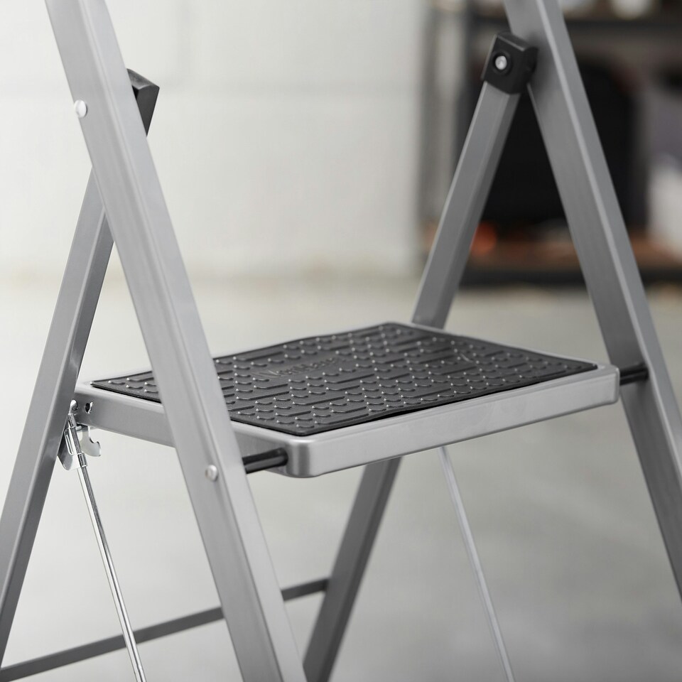 image 1 of VonHaus 3 Step Steel Folding Step Ladder with Anti Slip Feet