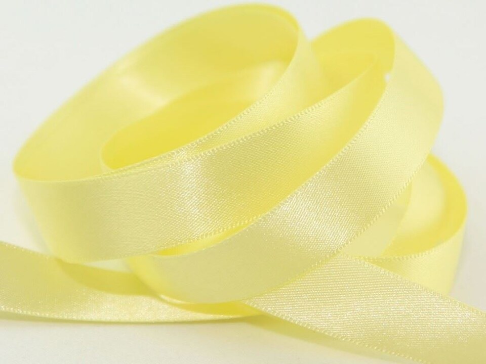 Berisfords 14 Pale Lemon 7mm Double Faced Satin Ribbon for Dressmaking - per metre