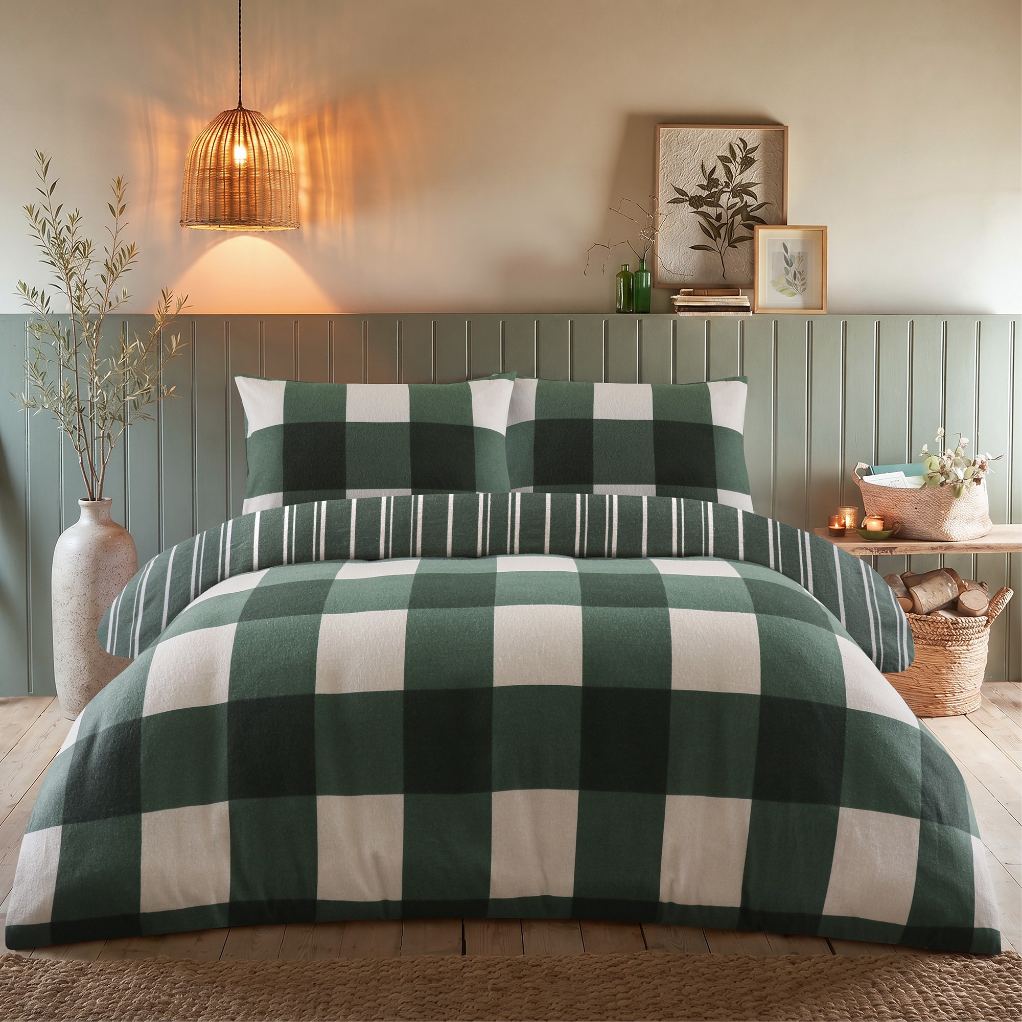 Portfolio Home Glenmore Check Brushed Cotton Reversible Duvet Cover Set Bedding in Green | Size: Single