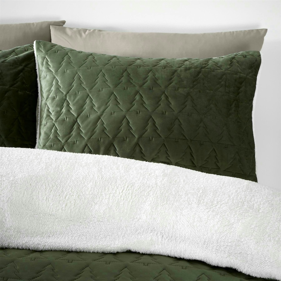 image 1 of Catherine Lansfield Cosy Soft Christmas Tree Green Duvet Cover Set Green | Single