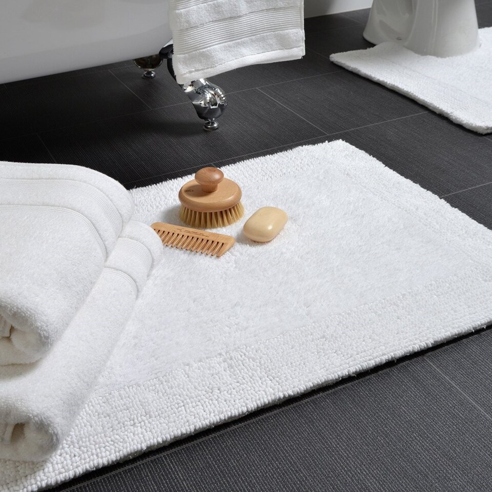 image 1 of Heavyweight Reversible Bath Mat Rug 53 x 85cm - White