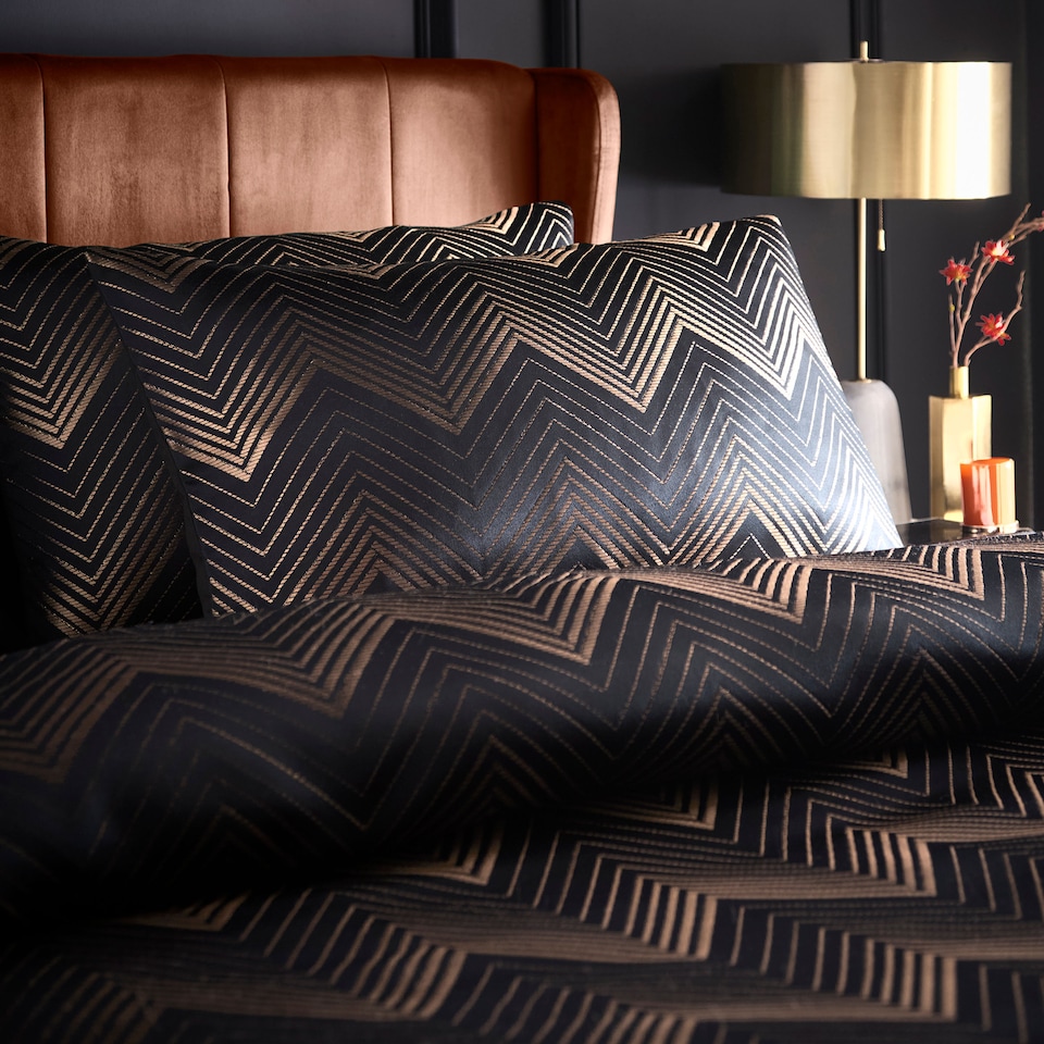 image 1 of Laurence Llewelyn-Bowen Cocktail Duvet Cover Set Black