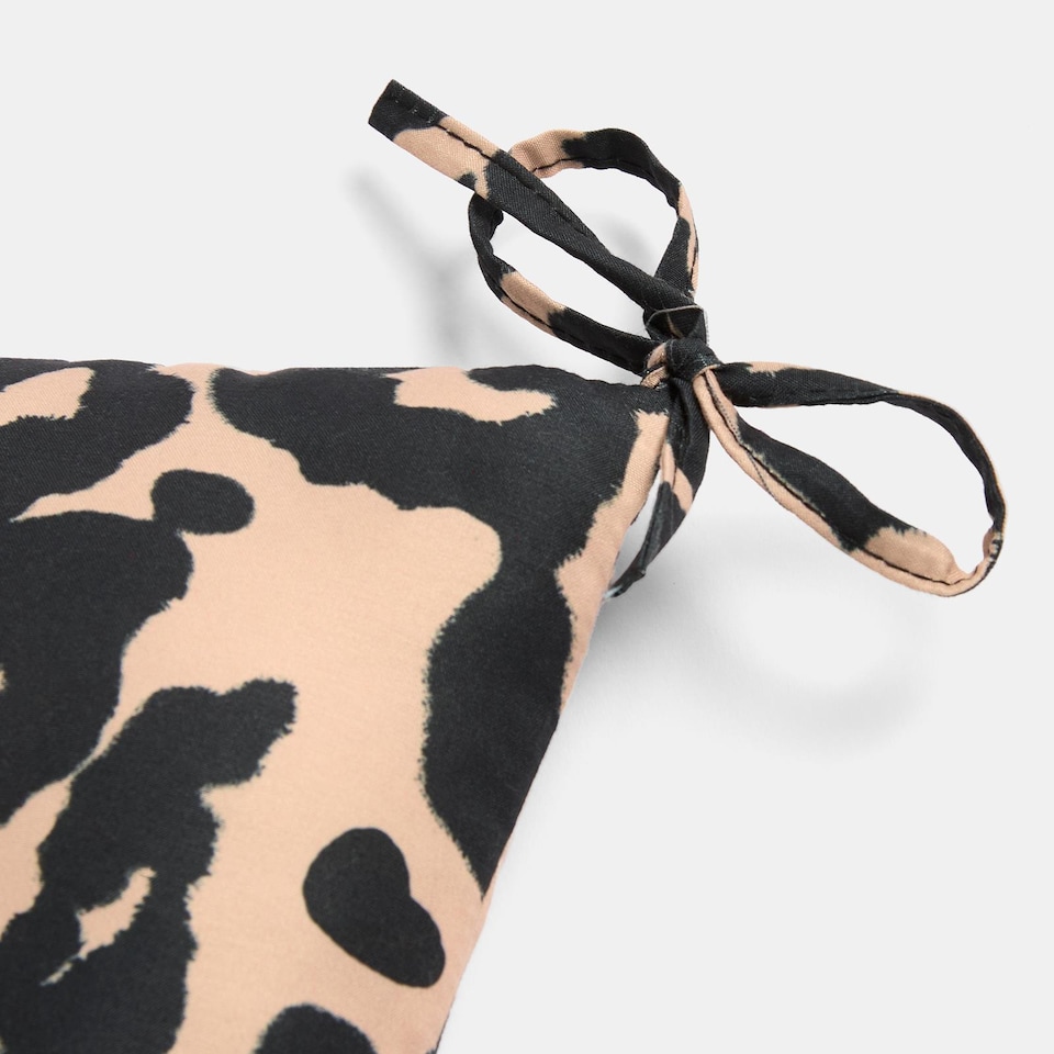 image 1 of OHS 2 x Animal Print Garden Seat Pads Outdoor Chair Cushions