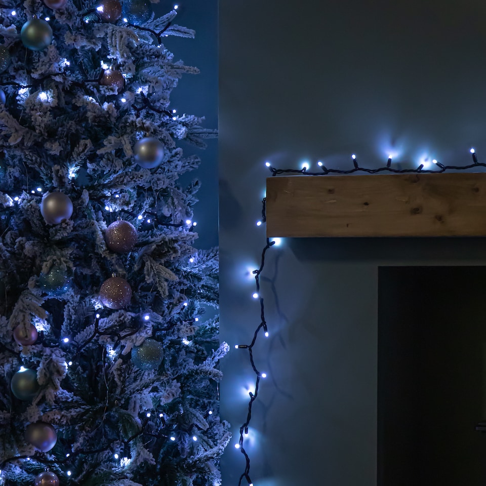 image 1 of 24m Set of 300 Connectable String Lights with White LEDs