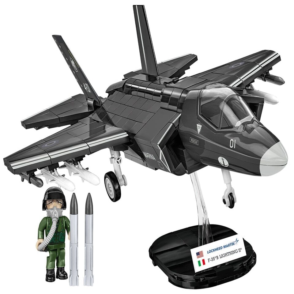 image 1 of F-35B STOVL Lightning II brick plane model - COBI 5895 - 580 bricks