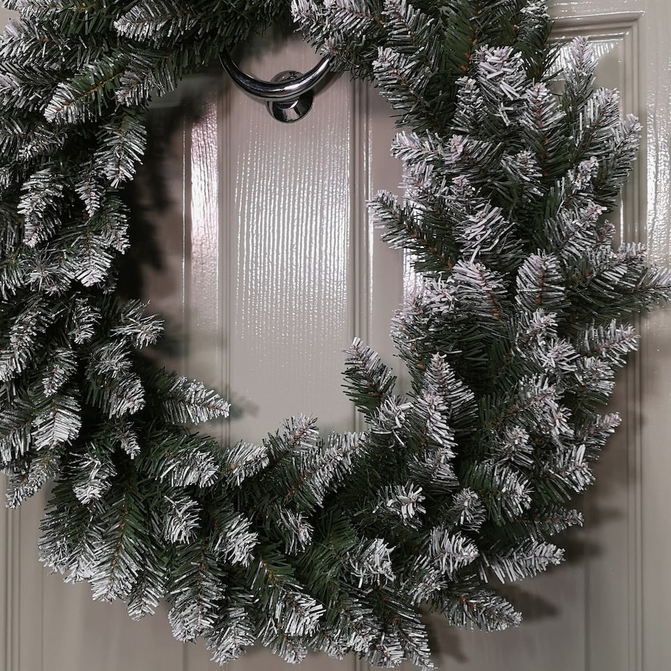 image 1 of 60cm Snow Tip Christmas Wreath with 160 Bullet Tips
