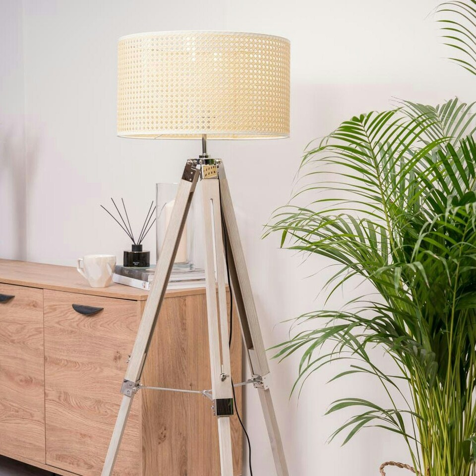 image 1 of ValueLights Clipper Painted Natural Floor Lamp with Large Natural Drum Shade and LED Bulb