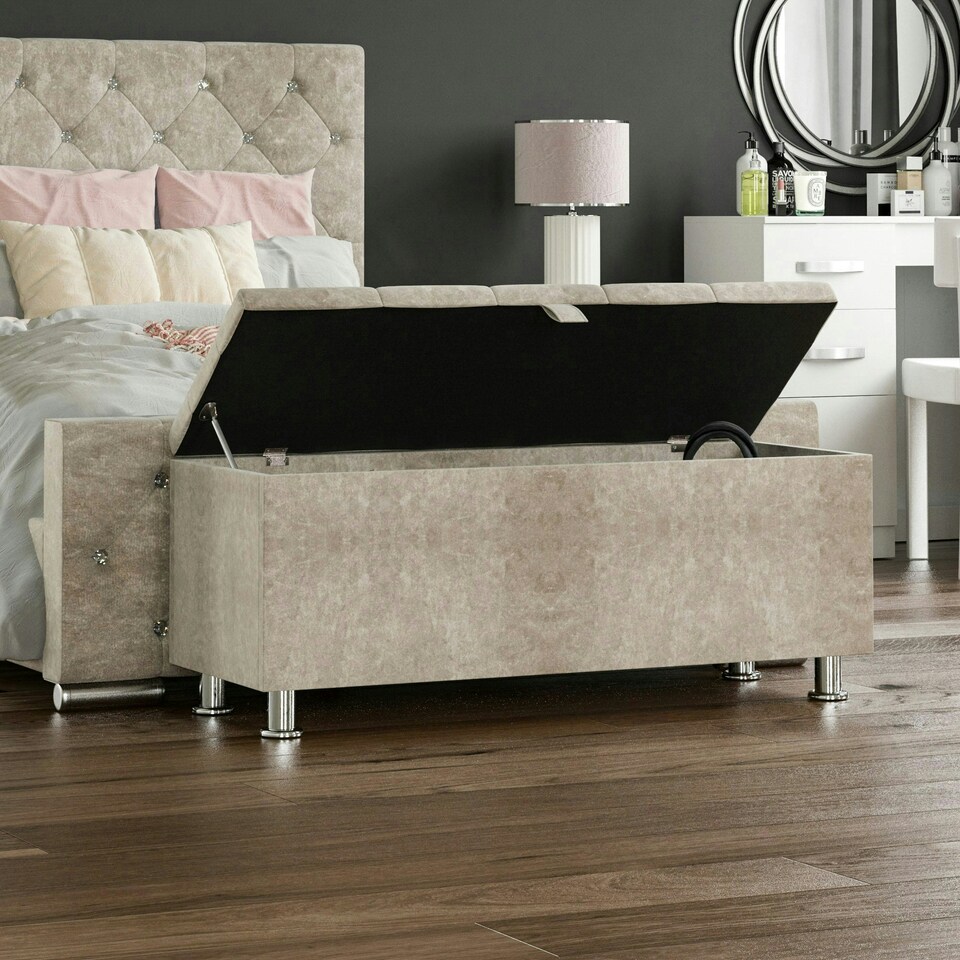 image 1 of Vida Designs Valencia Storage Ottoman Bedroom Hallway Chest Bench, Crushed Velvet Champagne Gold | Crushed Velvet Champagne