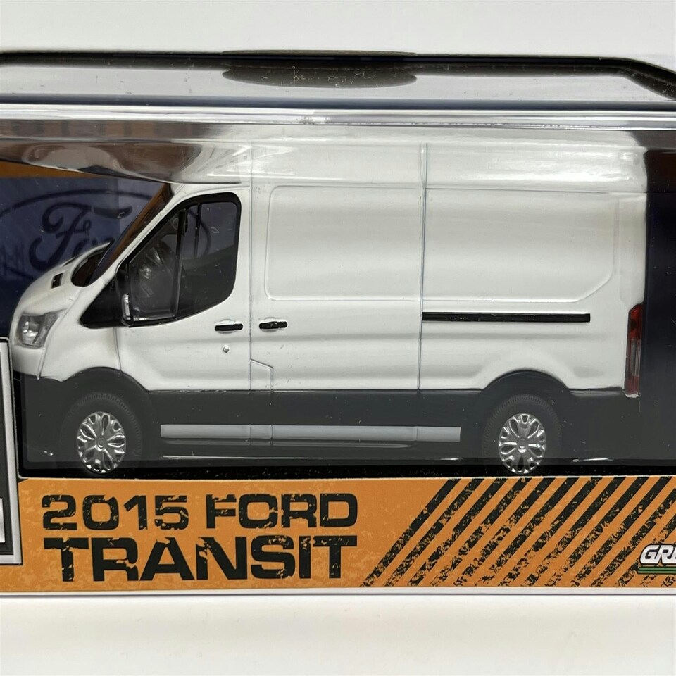image 1 of 2015 Ford Transit White 1:43 Scale Greenlight 86039
