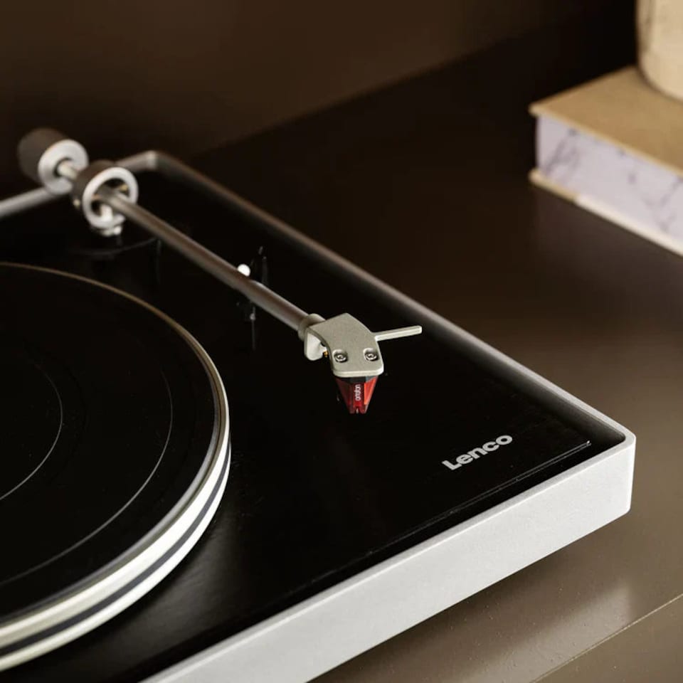 image 1 of Lenco L-455BK Audiophile turntable with Ortofon 2M RED cartridge