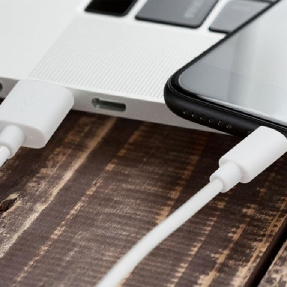 image 1 of Jivo MFi Certified Lightning Cable 1m White, Fast Charging  Sync iPhone Charger Lead