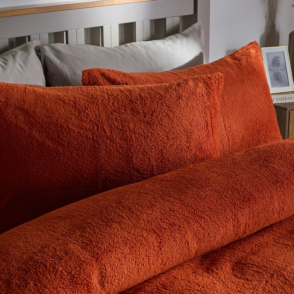 image 1 of OHS Teddy Fleece Soft Cosy Warm Thermal Plush Plump Duvet Cover and Pillowcase Bedding Set Orange | Rust | Super King