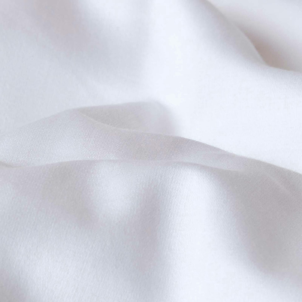 image 1 of Homescapes White Organic Cotton Cot Bed Duvet Cover Set 400 Thread Count | White | One Size
