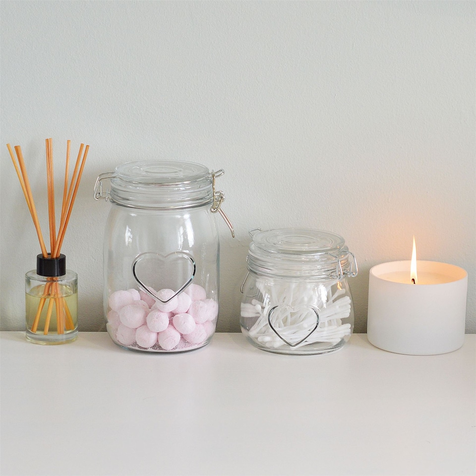 image 1 of Nicola Spring 6x Glass Storage Jars - 500ml Airtight Clip Lid Kitchen Vintage Round Preserving Container Heart Shaped Design