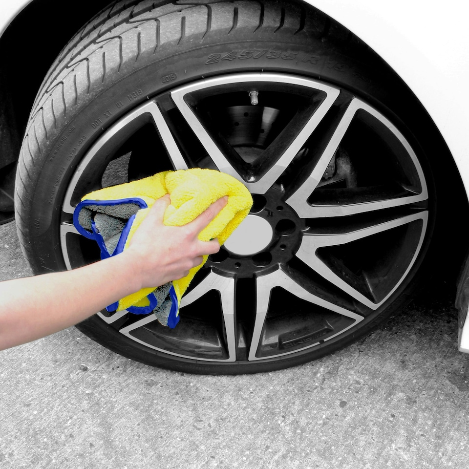 image 1 of Goodyear Large Super Absorbent Car Wash Microfiber Towel Cloth Car Cleaning Yellow