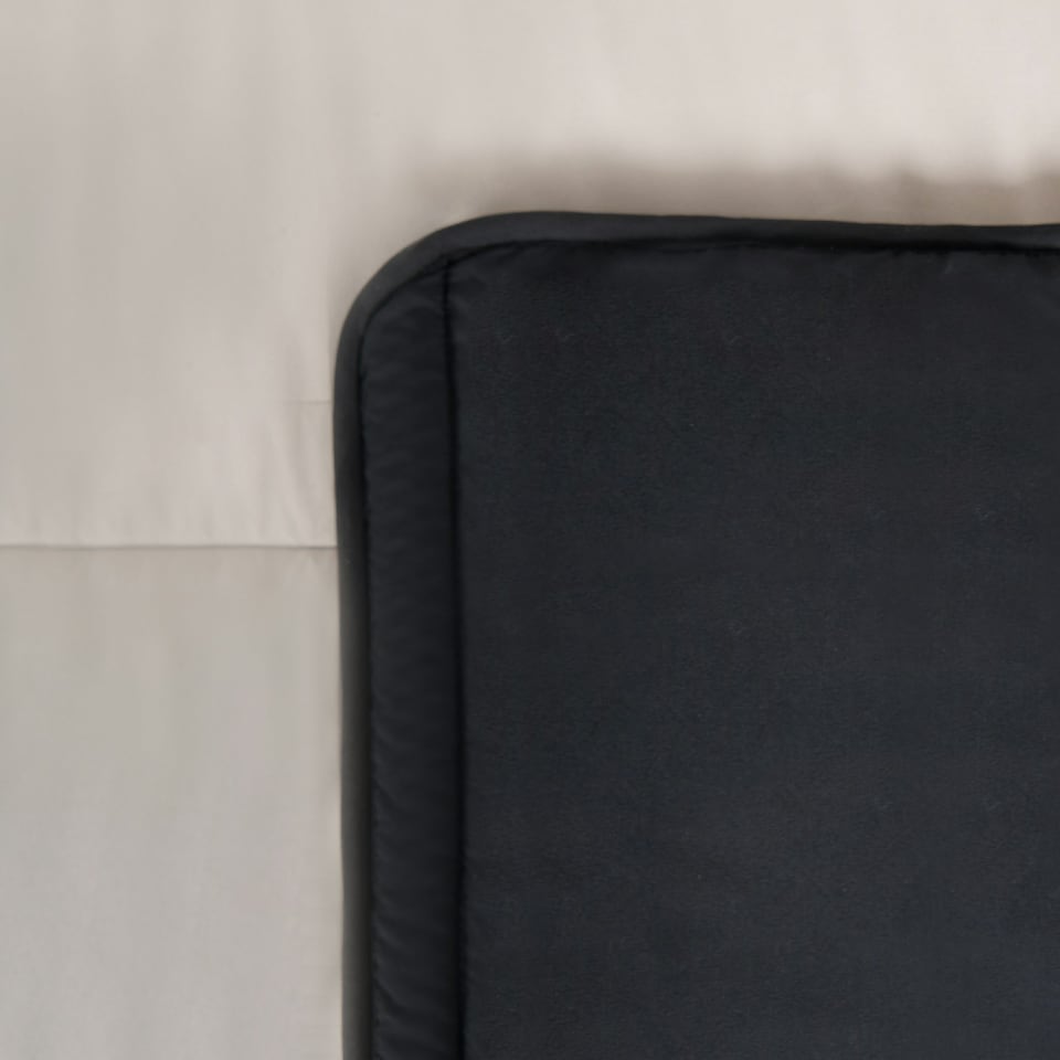 image 1 of OHS Reversible Coverless 10.5 Tog Soft Plush All Year Round Duvet Cover and Pillowcase Bedding Set Multi | Black and Stone | King