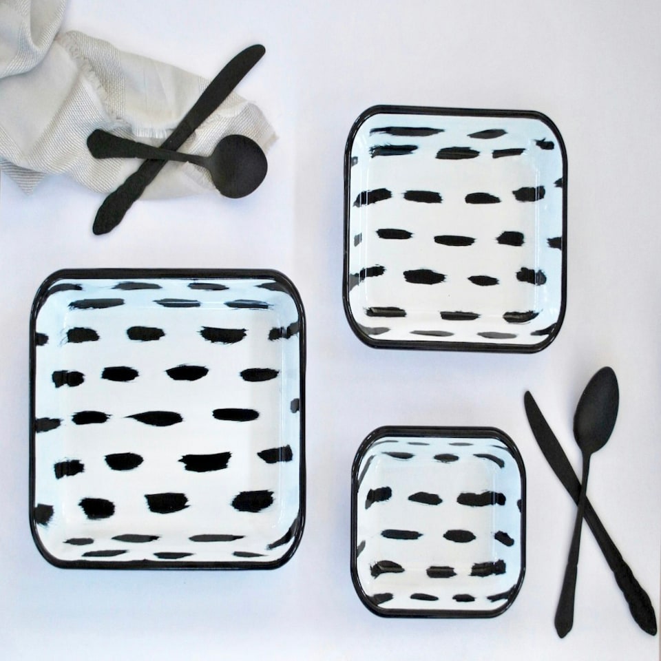 image 1 of Stripe Collection Enamel 3-Piece Rectangular Serving And Roasting Dish Set