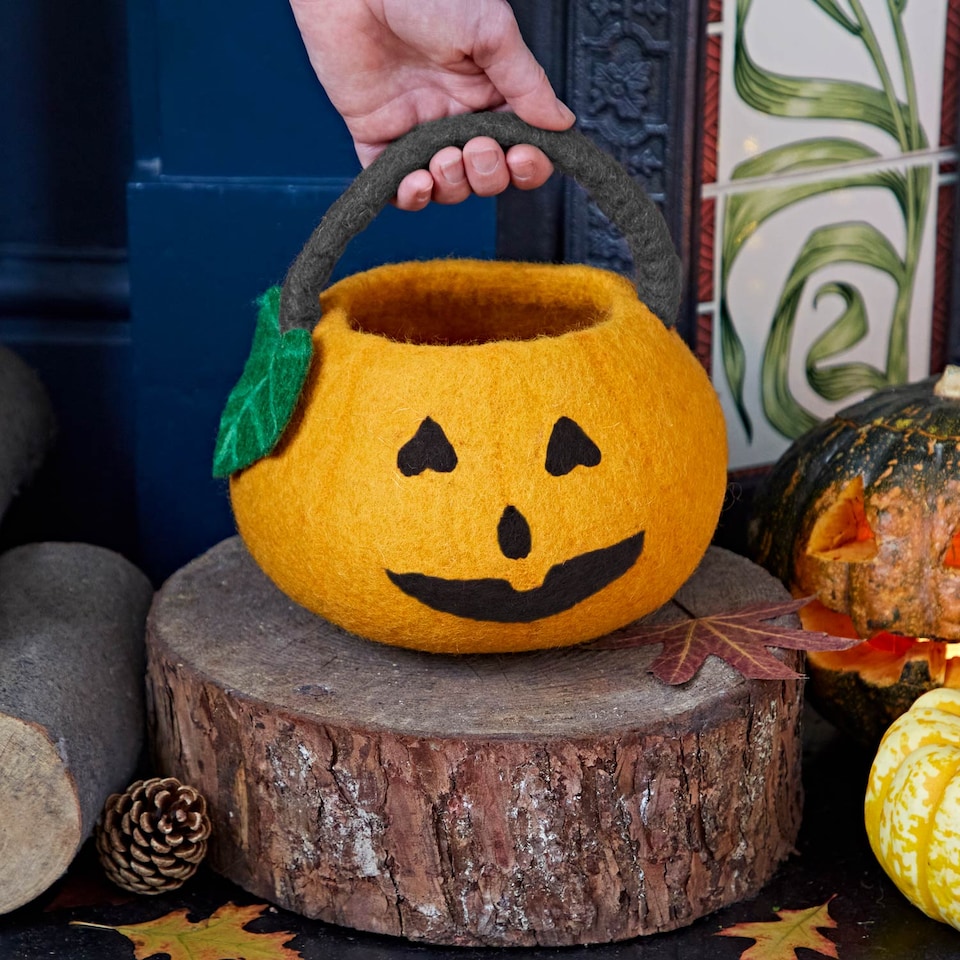 image 1 of Felt Trick Or Treat Halloween Pumpkin Basket