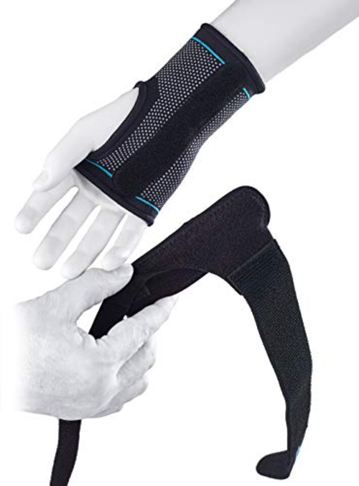 image 1 of Ultimate Performance Advanced Ultimate Compression Wrist Support With Splint, X-Large