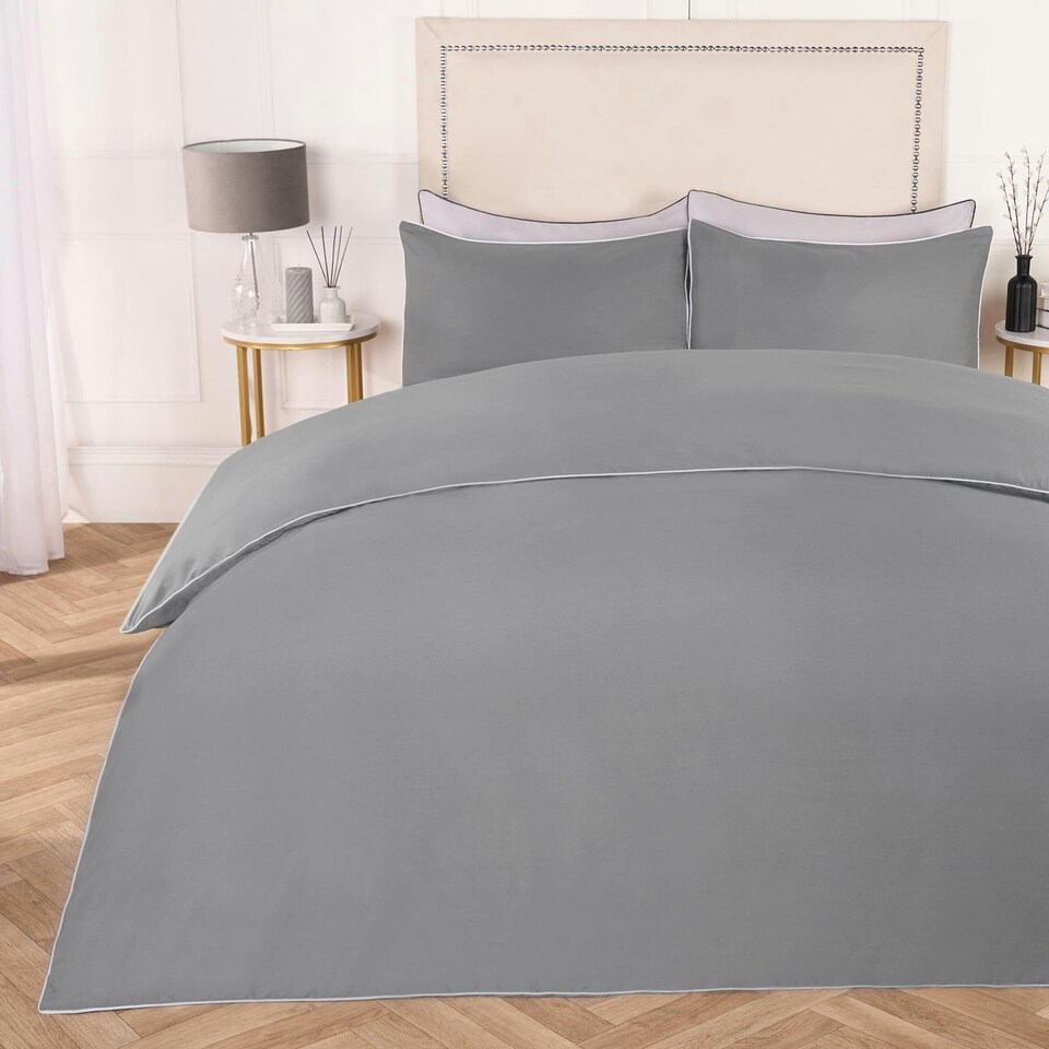 image 1 of OHS Luxury Soft Microfibre Piped Edge Duvet Quilt Cover and Pillowcase Set, Double - Grey/White