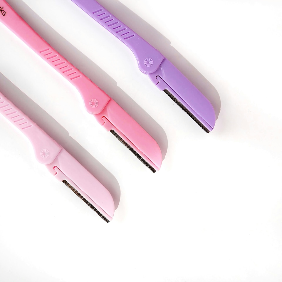 image 1 of Brushworks Precision Eyebrow Razor (Pack of 3)