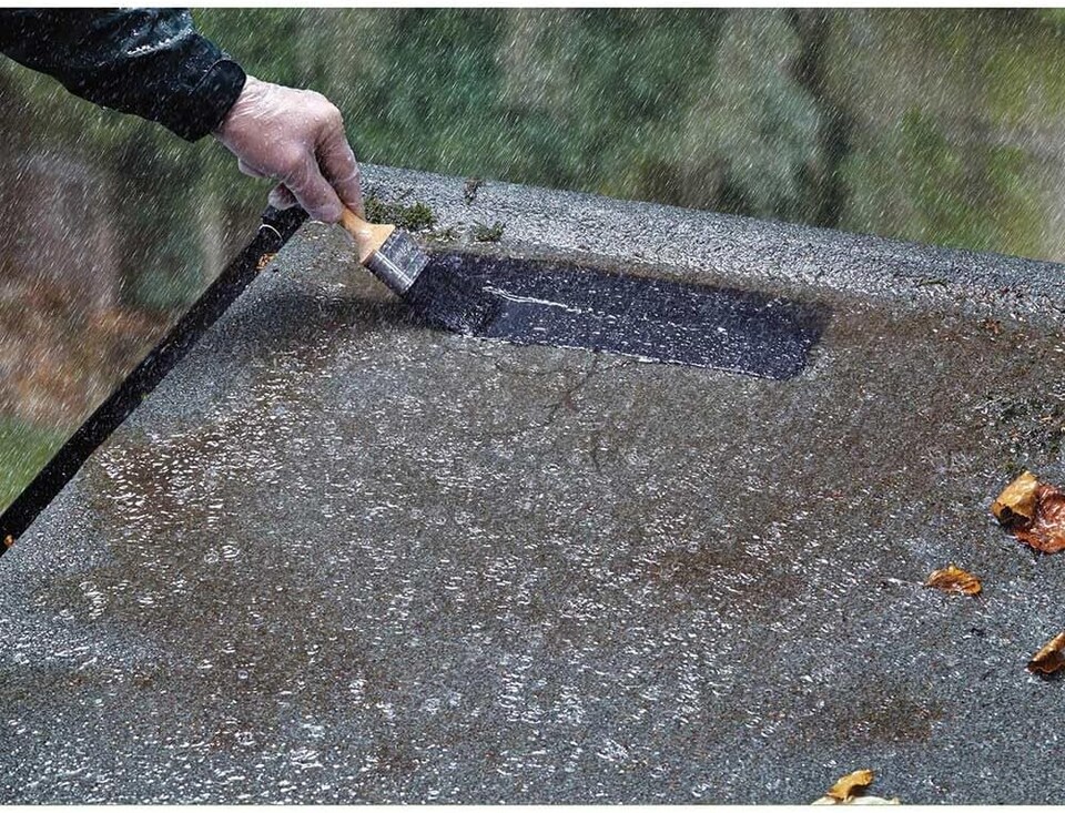 image 1 of Thompson's Emergency Roof Seal Black 2.5L