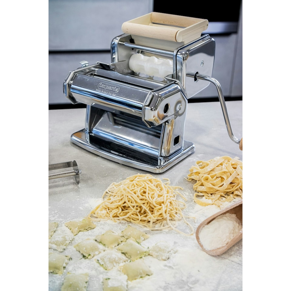 image 1 of Imperia Italian Pasta Making Machine Gift Set